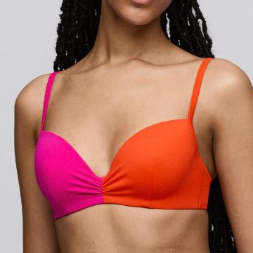 Voorgevormde bikinitop