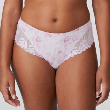 Luxe string